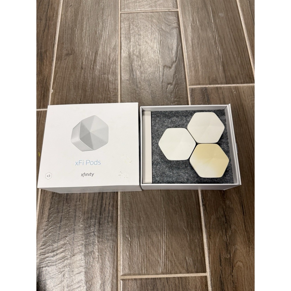 Xfinity xFi Pods WiFi Extenders XE1-S (Lot of 3) Mesh Network - Used